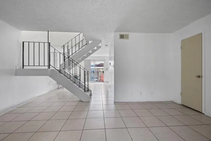 540 Salem Way, Stockton, California 95207