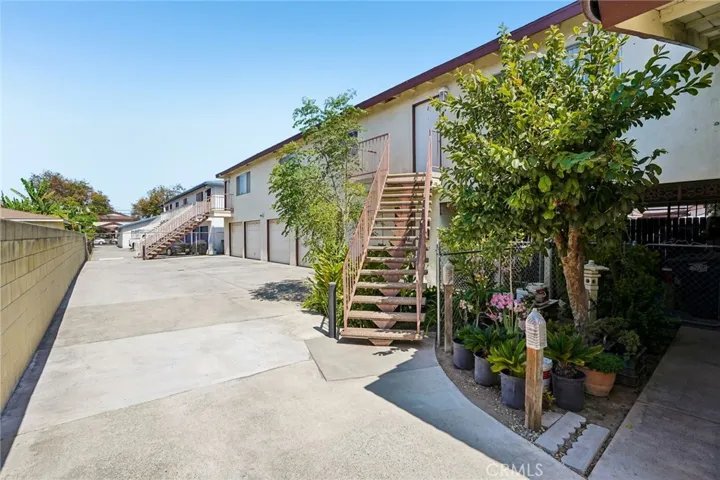 16021 S Dalton Avenue, Gardena, California 90247