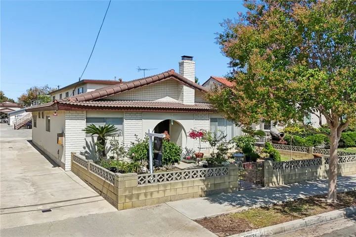 16021 S Dalton Avenue, Gardena, California 90247