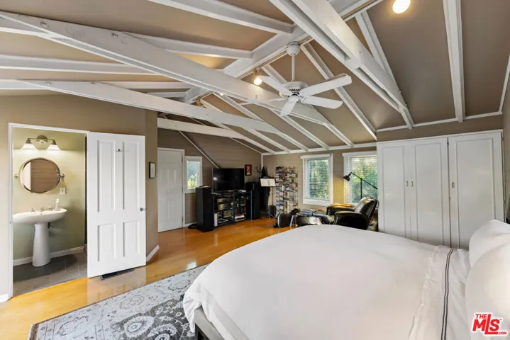 12750 Mulholland Drive, Beverly Hills, California 90210