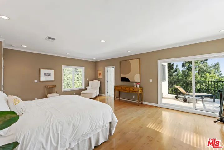 12750 Mulholland Drive, Beverly Hills, California 90210