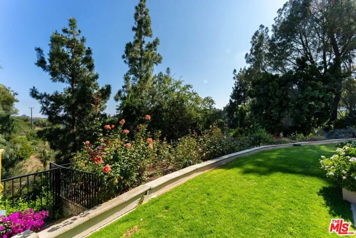 12750 Mulholland Drive, Beverly Hills, California 90210