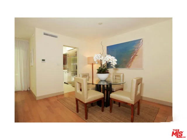 11657 Chenault Street 105, Los Angeles, California 90049