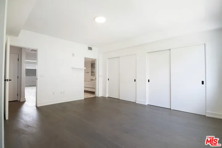 1345 N Havenhurst Drive 4, West Hollywood, California 90046