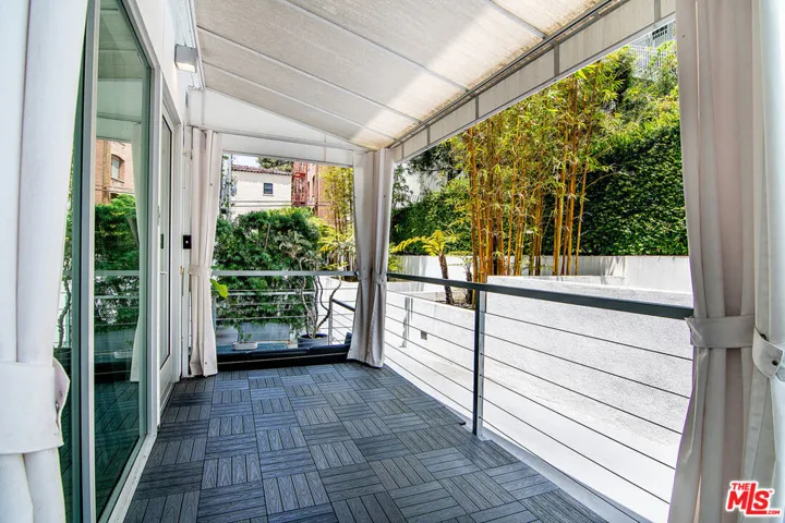 1345 N Havenhurst Drive 4, West Hollywood, California 90046