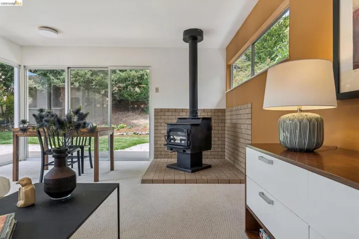 650 Marlesta Rd, Pinole, California 94564-2643