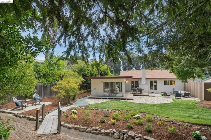 650 Marlesta Rd, Pinole, California 94564-2643