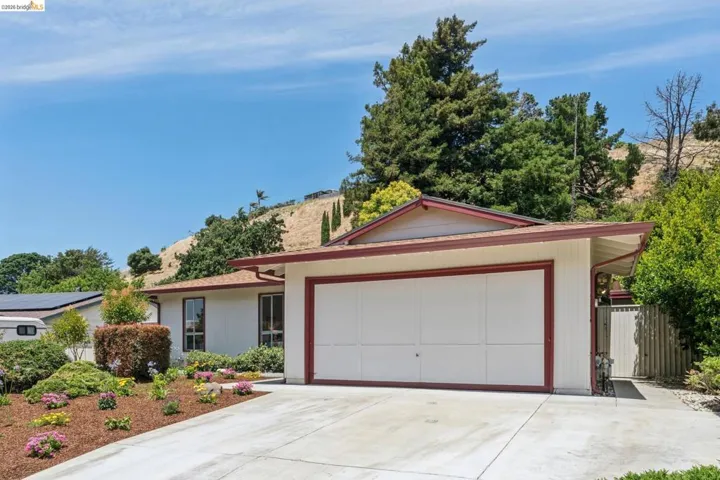 650 Marlesta Rd, Pinole, California 94564-2643
