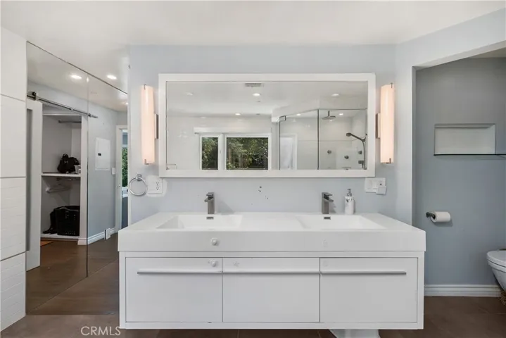 7670 Woodrow Wilson, Los Angeles, California 90046
