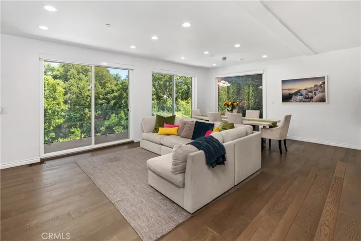 7670 Woodrow Wilson, Los Angeles, California 90046