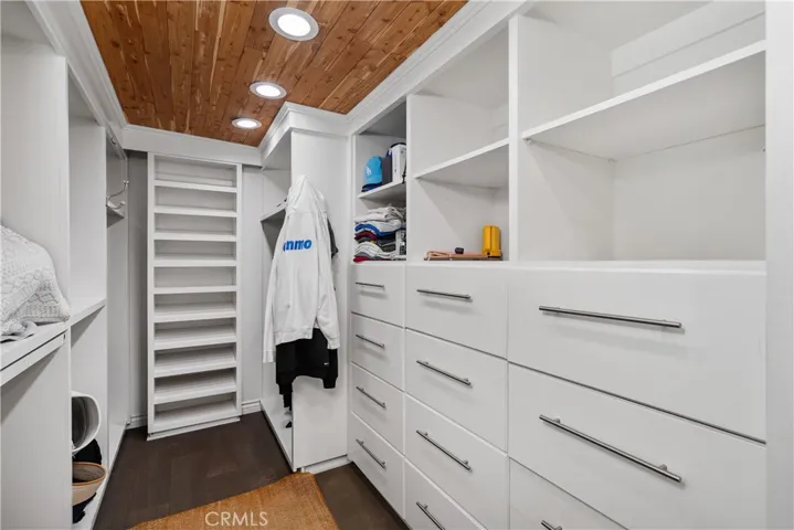 7670 Woodrow Wilson, Los Angeles, California 90046