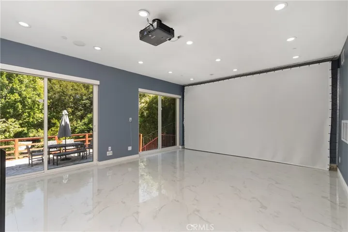 7670 Woodrow Wilson, Los Angeles, California 90046