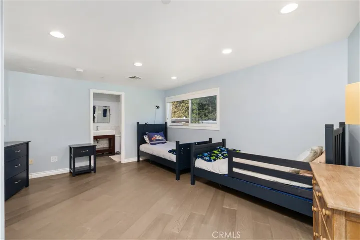 7670 Woodrow Wilson, Los Angeles, California 90046