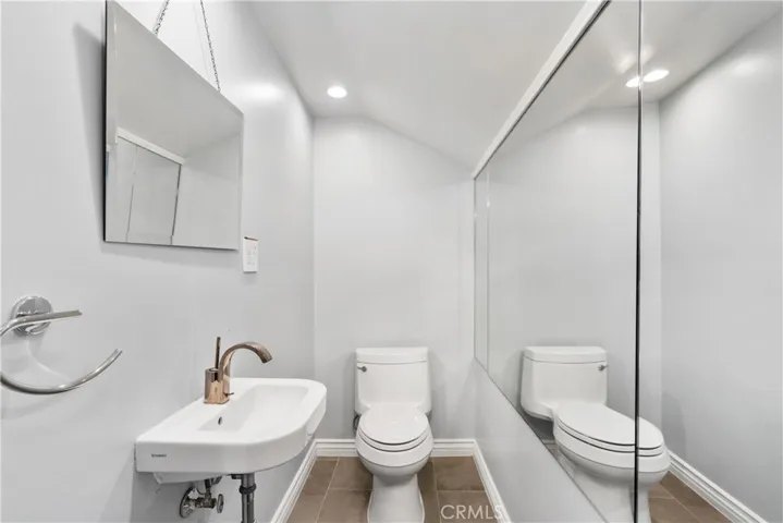 7670 Woodrow Wilson, Los Angeles, California 90046