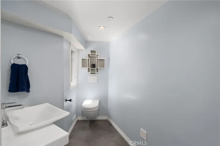 7670 Woodrow Wilson, Los Angeles, California 90046