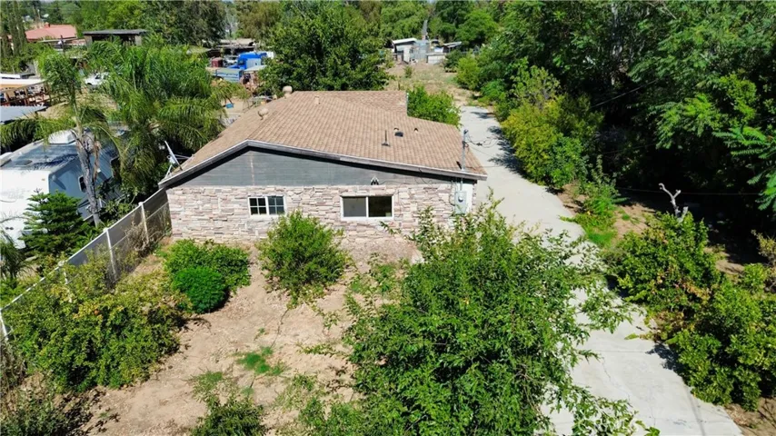 6594 Smith, Jurupa Valley, California 91752
