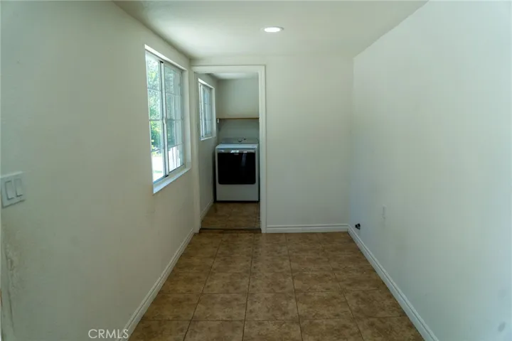 6594 Smith, Jurupa Valley, California 91752