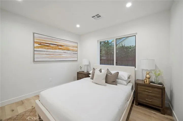 5865 Tobias Avenue, Sherman Oaks, California 91411