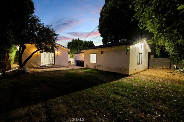 5865 Tobias Avenue, Sherman Oaks, California 91411