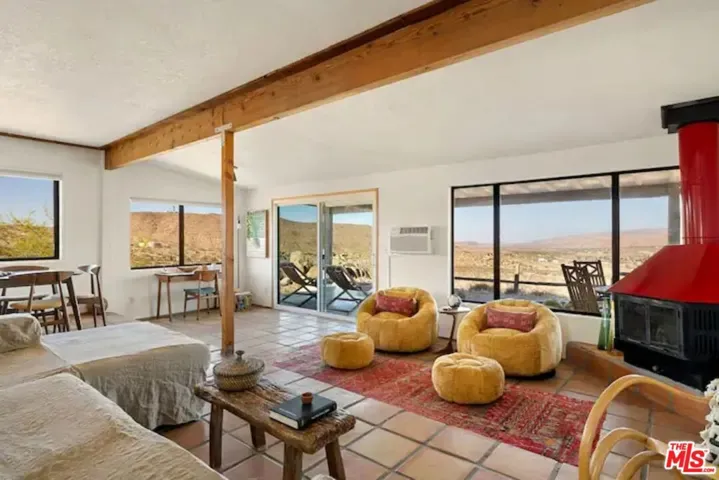 6036 Chula Vista Avenue, Yucca Valley, California 92284