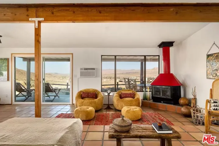 6036 Chula Vista Avenue, Yucca Valley, California 92284