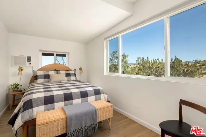 6036 Chula Vista Avenue, Yucca Valley, California 92284
