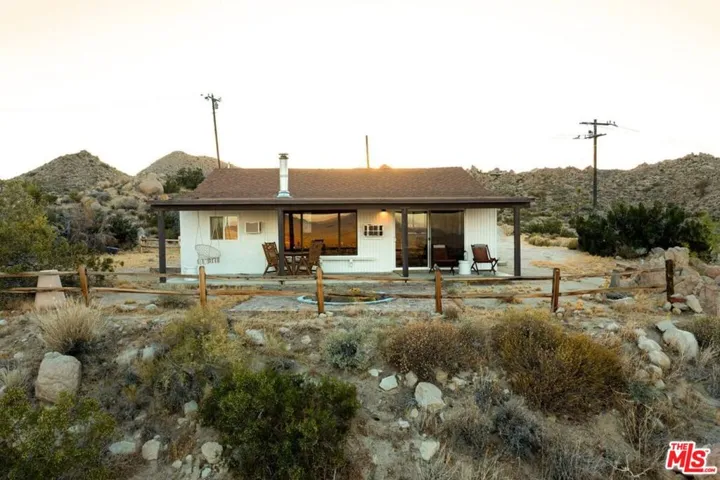 6036 Chula Vista Avenue, Yucca Valley, California 92284