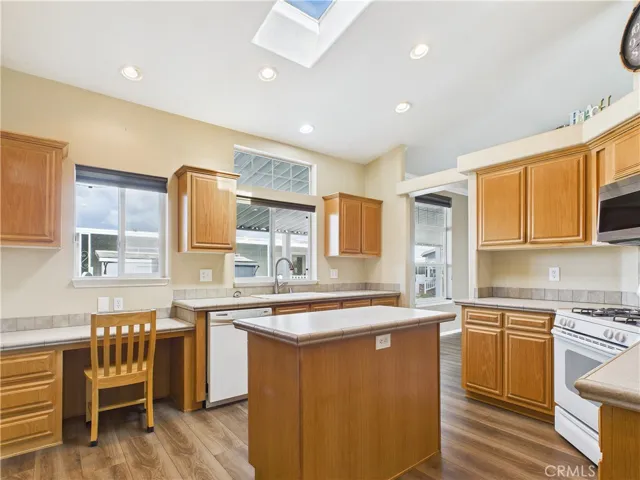 20701 Beach Boulevard 140, Huntington Beach, California 92648