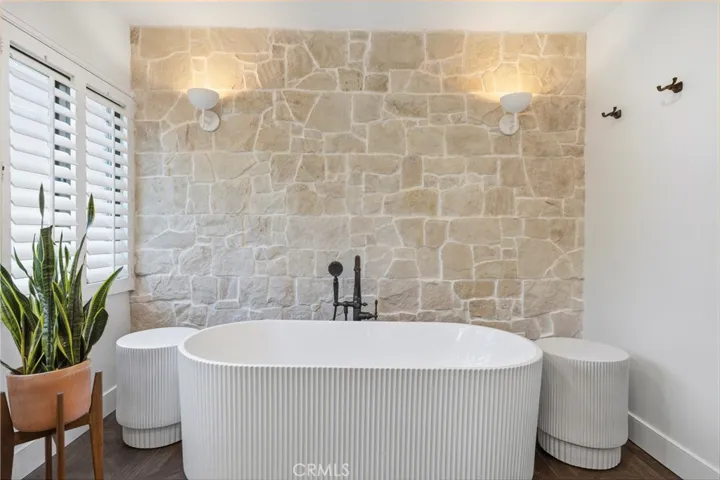 3728 Park Colony Court, Agoura Hills, California 91301