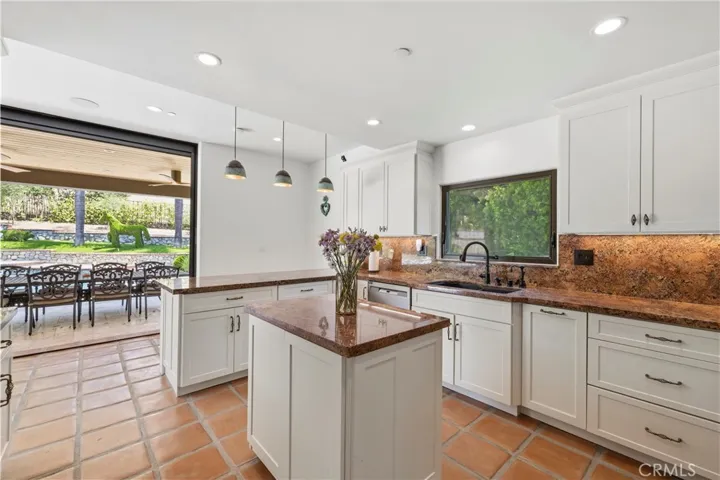 3728 Park Colony Court, Agoura Hills, California 91301