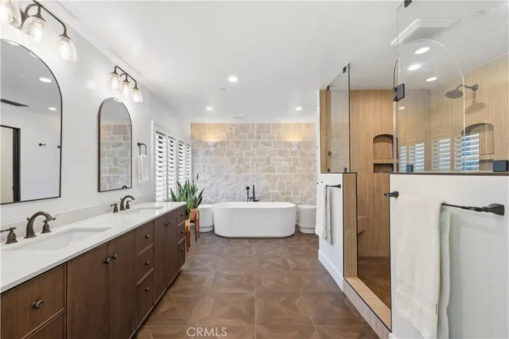 3728 Park Colony Court, Agoura Hills, California 91301