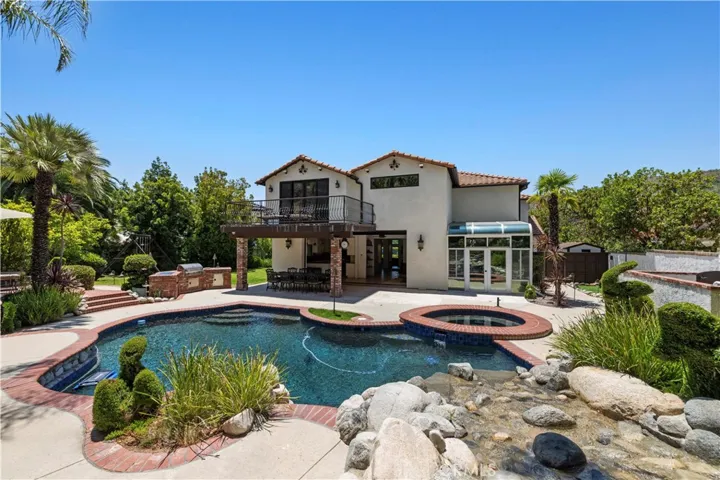 3728 Park Colony Court, Agoura Hills, California 91301