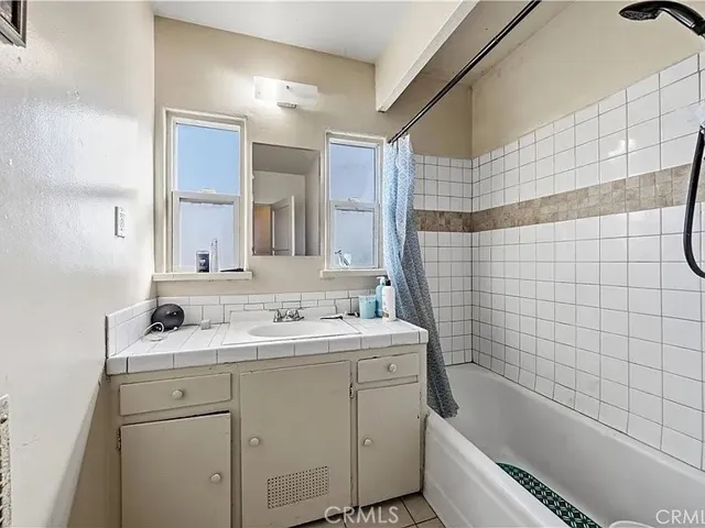 15548 8th, Victorville, California 92395