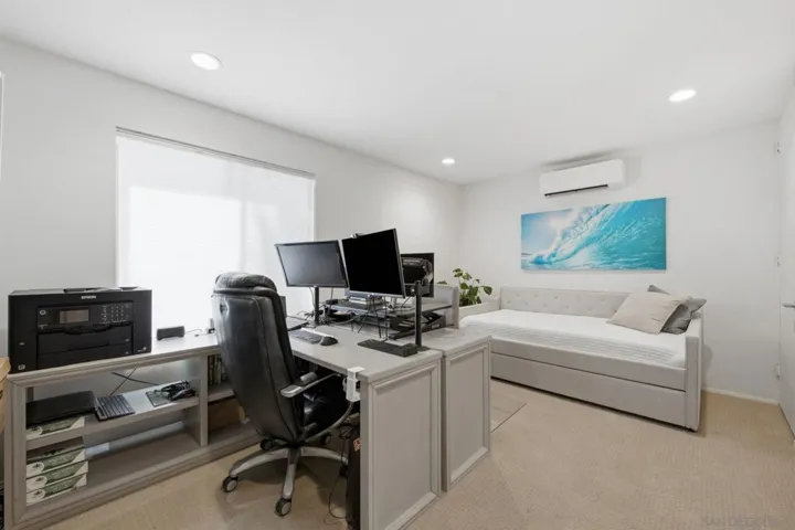 2928 Lawrence, San Diego, California 92106