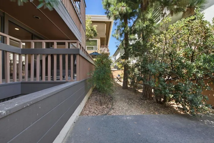 2928 Lawrence, San Diego, California 92106