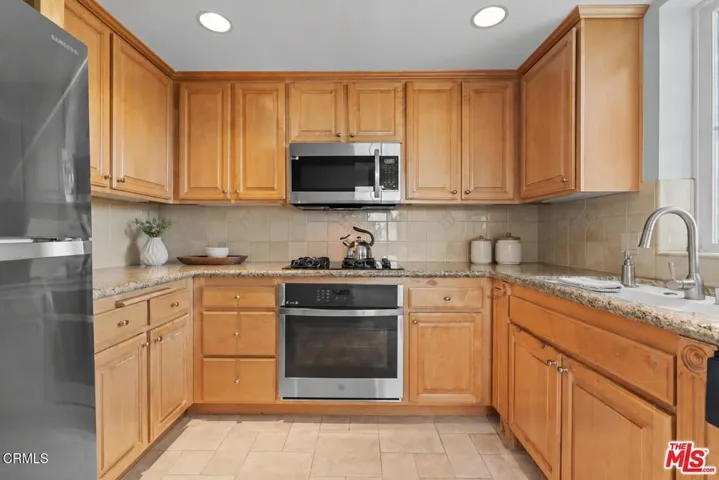 Pelham 301