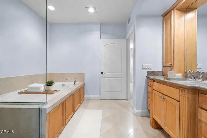 Pelham 301