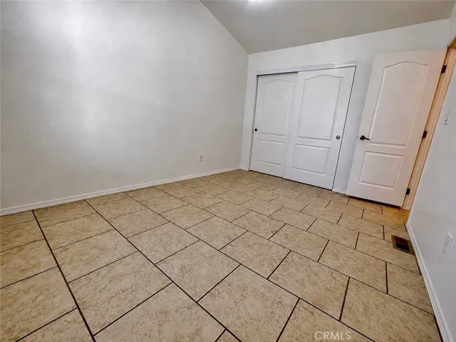 12995 6th 3, Yucaipa, California 92399