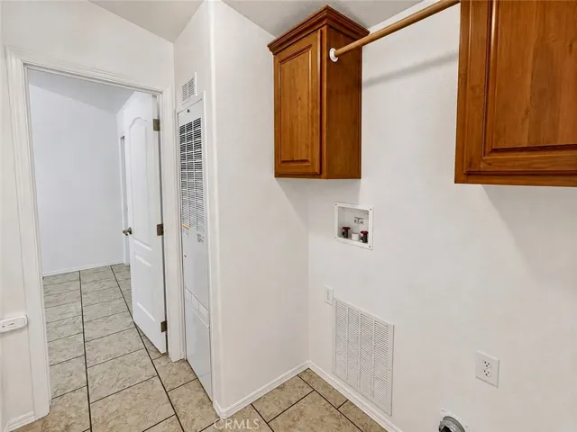 12995 6th 3, Yucaipa, California 92399