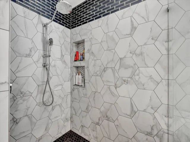 10479 White Rose Lane, San Diego, California 92127