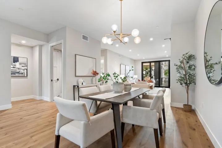221 Hope Street, Mountain View, California 94041