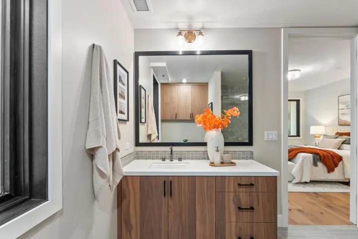 221 Hope Street, Mountain View, California 94041