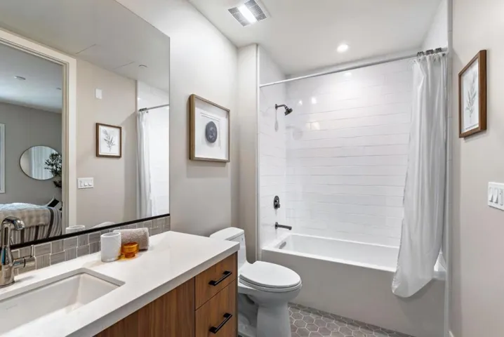 221 Hope Street, Mountain View, California 94041