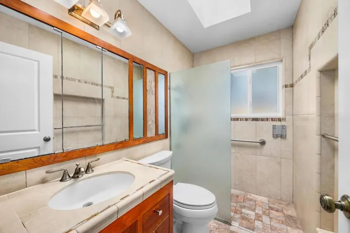 133 Echo Street, Santa Cruz, California 95060