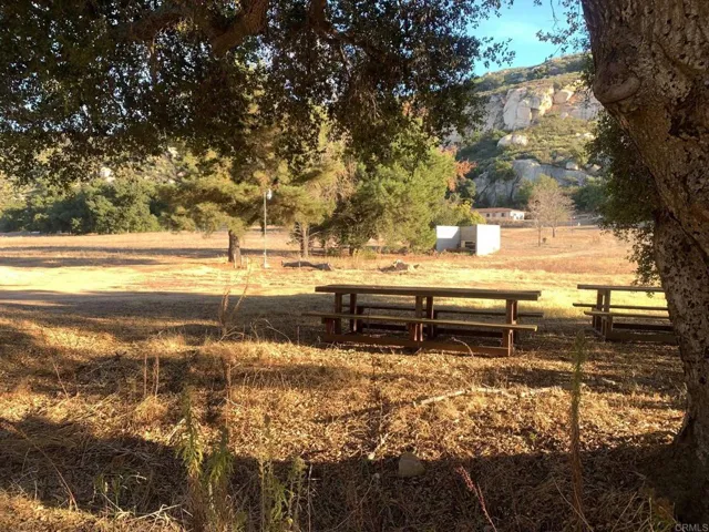 24352 Featherstone Canyon Rd, Lakeside, California 92040