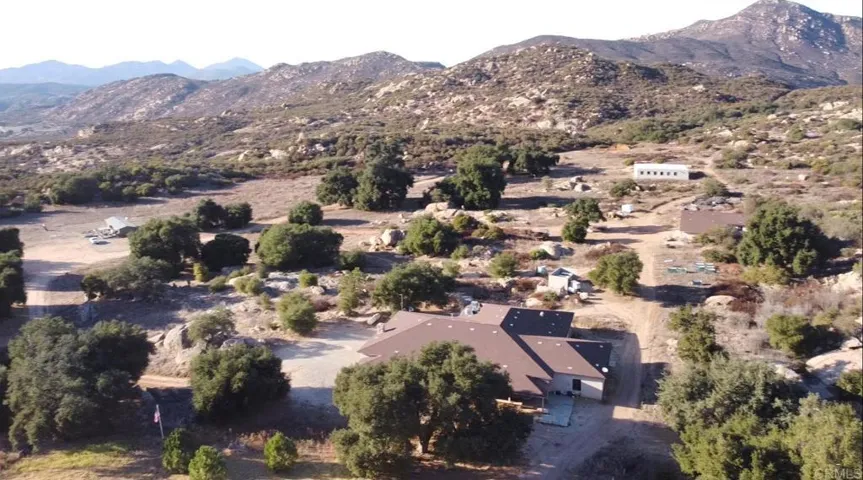 24352 Featherstone Canyon Rd, Lakeside, California 92040