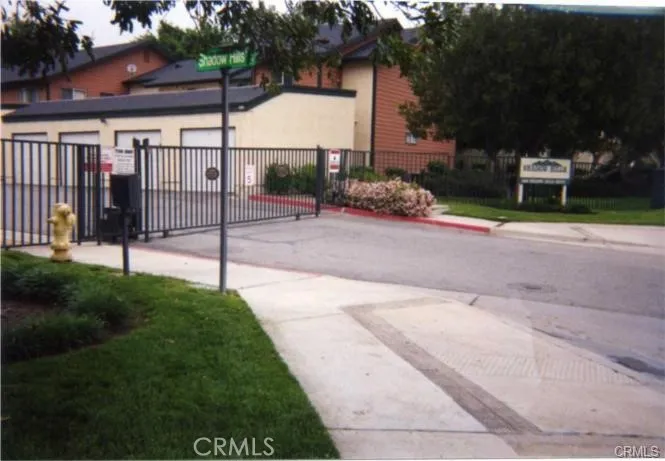 2655 Shadow Hills 37