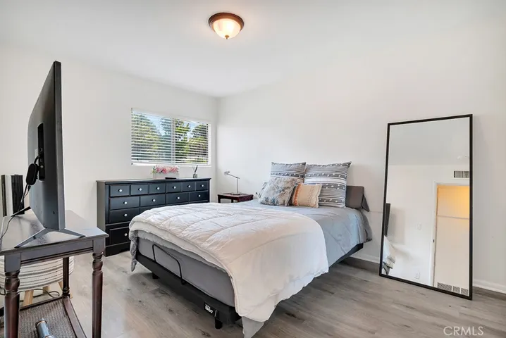 22641 Sherman Way, West Hills, California 91307