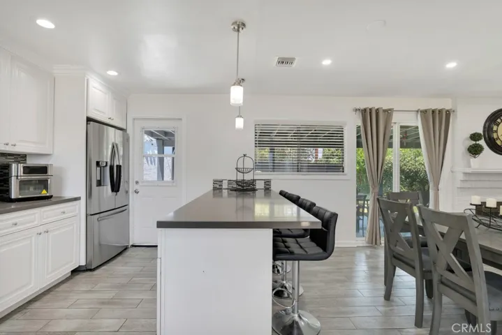 22641 Sherman Way, West Hills, California 91307