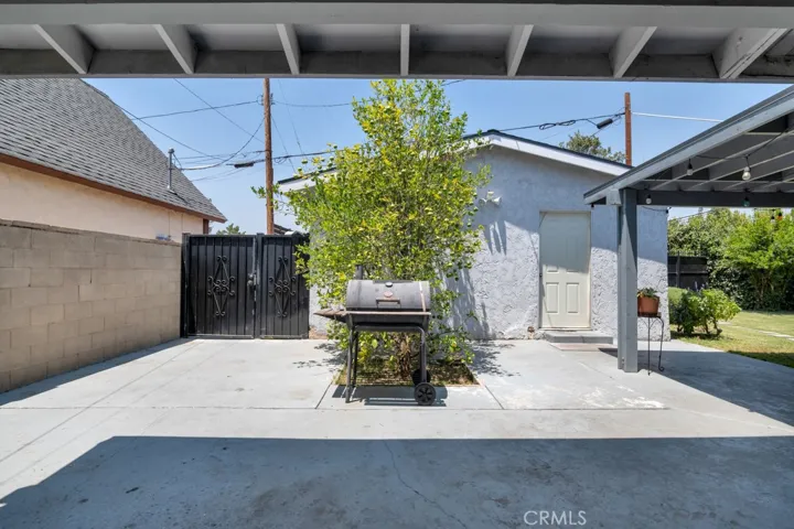 22641 Sherman Way, West Hills, California 91307